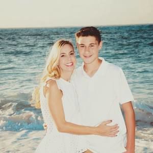 Meet your Posher, Sherry